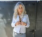 Miriam Lil - Karup's 7