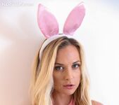 Vinna Reed - Karup's Private Collection 6