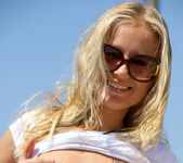 Adrienne W - Adrienne - A Relaxing Weekend - Stunning 18 9