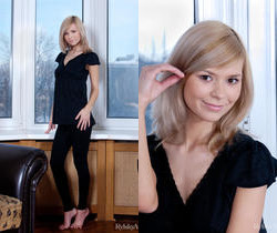 Paloma - Lady In Black - Rylsky Art - Solo Hot Gallery