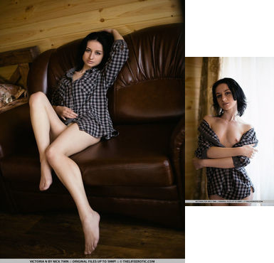 Victoria N - Silk Reminder 1 - The Life Erotic - Solo HD Gallery