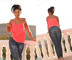Cara De la hoyde - Cara Jeans - Skin Tight Glamour - Solo Image Gallery