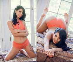 Gina Valentina Brings Out a Dildo To Help Her Orgasm Hard - Toys Nude Pics
