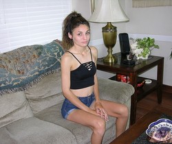 Amateur Italian Babe Modeling Nude And Spreading Her Ass - Amateur TGP
