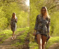 Hayley Marie Coppin - Country Walk - Hayley's Secrets - Solo Picture Gallery