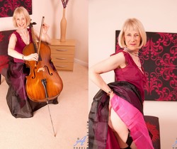 Hazel - Musician - Anilos - MILF HD Gallery