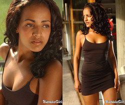 Juliana Araujo - BumbleGirls - Solo Sexy Gallery