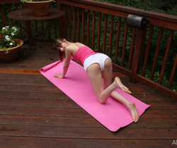 Lana Smalls - Lip Clip - ALS Scan - Solo Image Gallery