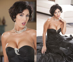 Erotic busty model Dylan Ryder with sexy lingerie - Solo Sexy Photo Gallery