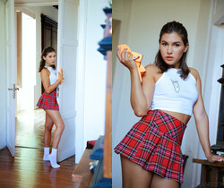 Ellie Luna - Make It Fun - Sex Art - Solo Nude Pics