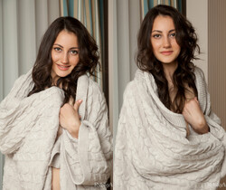Gladys - Oknomias - Rylsky Art - Solo Nude Gallery