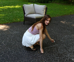 Nadia Noja - Driveway Play - ALS Scan - Solo Sexy Photo Gallery