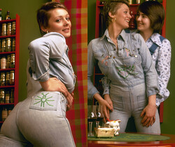 Jenny & Barbro, Charming sales-ladies - Jenny, Barbro - Lesbian Image Gallery