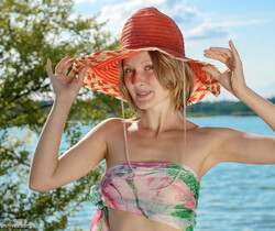 Mak - Errotica Archives - Solo HD Gallery