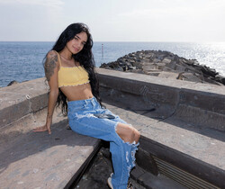 Dulce: Innocent Walk - Watch4Beauty - Solo Sexy Gallery