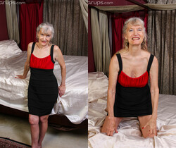 Lisa Cognee - Karup's - MILF Hot Gallery
