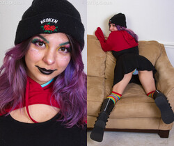 Snuggle Bug - Karup's - Solo HD Gallery