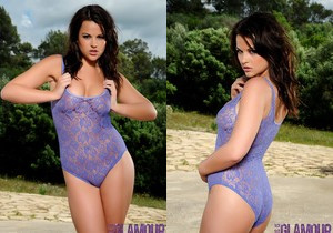 Robyn strips from her blue bodysuit - Solo Hot Gallery
