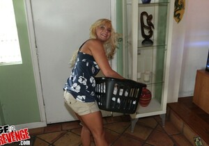 Eva - Broad Opening - GF Revenge - Amateur Nude Gallery