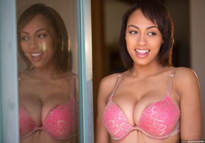 Cherry Hilson Removes Her Pink Bra And Panties - Ebony Sexy Gallery