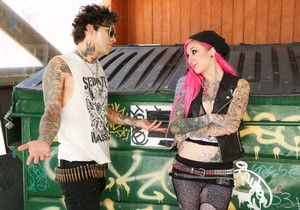 Kelsi Lynn - Street Punxxx - Part 3 - Hardcore Porn Gallery