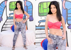 Nadia Ali - Slobber River BJs - Solo Hot Gallery