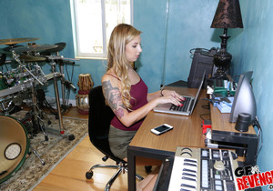 Ryan Riesling - Sexy Stash - GF Revenge - Amateur Hot Gallery