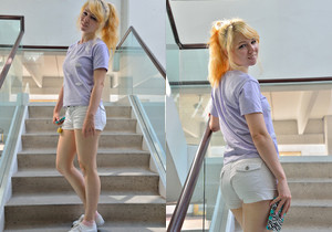 Astrid - Flexible Striptease - FTV Girls - Solo HD Gallery