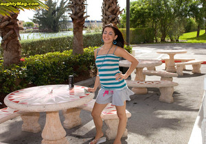 Nikki Vee - Public Pickup - Naughty Mag - Amateur TGP