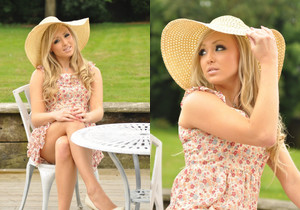 Danni King - Is It Summer Yet - Hayley's Secrets - Solo TGP