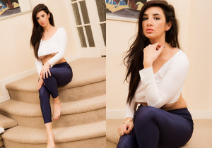 Cara Ruby - Blue Leggings - Skin Tight Glamour - Solo Hot Gallery