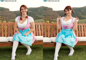 Vanessa Y. - Beer Garden Boob Show - ScoreLand - Boobs Sexy Photo Gallery