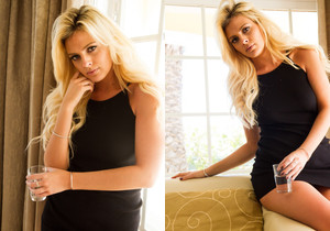 Danielle Sellers - Window UnDressing - Hayley's Secrets - Solo Nude Gallery