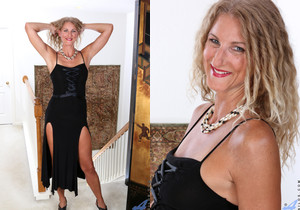 Zoe Marks - Sexy Mature - Anilos - MILF Sexy Photo Gallery