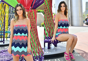 Hollie - Modeling The Sun Dress - FTV Girls - Solo Hot Gallery