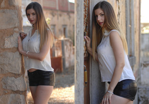 Stella Cox - This Old House - BreathTakers - Solo Sexy Photo Gallery