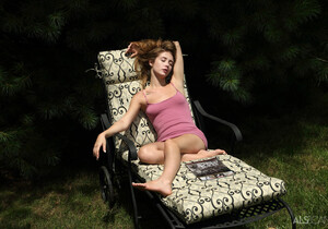 Audrey Hempburne - See It Touch It - ALS Scan - Solo Nude Pics