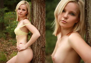 Incendiary blonde - Lucia - Solo Sexy Gallery