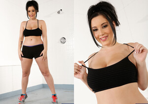 Noelle Easton - Naughty Athletics - Hardcore Nude Pics