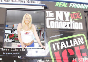 Alana Evans - LA MILF Truck - MILF Nude Gallery