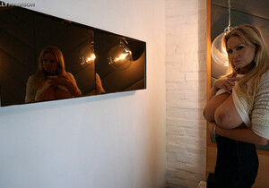 L.A. Casual - Kelly Madison - Boobs HD Gallery