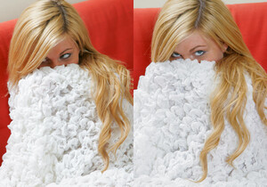 Sarah C - Sara - Naked Angel in Couch - Stunning 18 - Teen Sexy Gallery