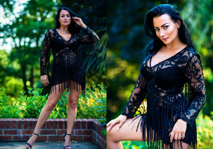 Kelli Smith - Tassles - Hayley's Secrets - Solo Picture Gallery