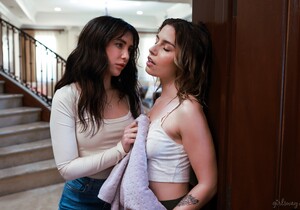 Jane Wilde, Chanel Camryn - Bed And Breakups - Girlsway - Lesbian Picture Gallery