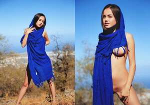 Li Moon - HIGH - Eternal Desire - Solo Nude Pics