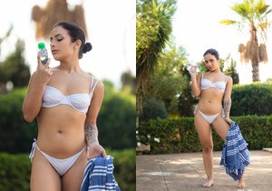 Maria Wars - Glossy Touch 1 - The Life Erotic - Solo Nude Pics
