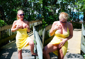 Wendy - Rocking The Beach - FTV Milfs - MILF Image Gallery