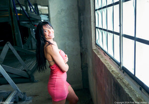 Anya - Sneaky Garage Poses - FTV Milfs - MILF Picture Gallery