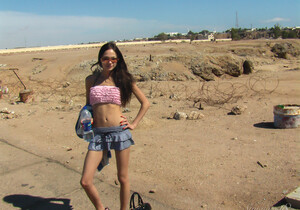 Julia P - Julia - Sex at Beach - Stunning 18 - Teen Porn Gallery