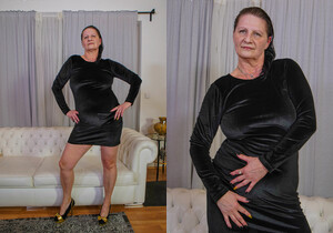 Julia Fick - Karup's - MILF Porn Gallery